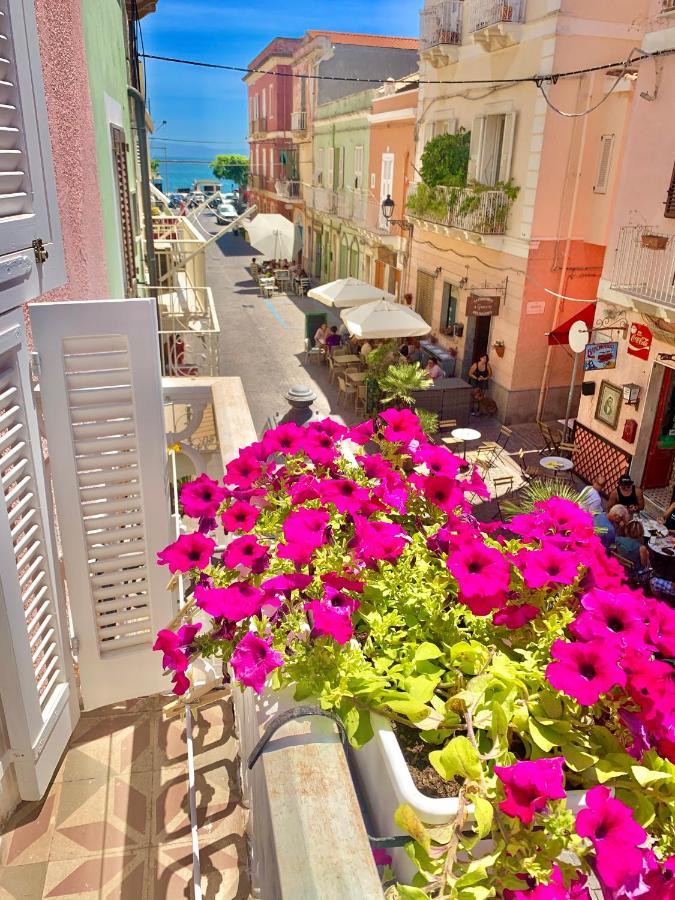 Valu Bed & Breakfast Carloforte  Bagian luar foto